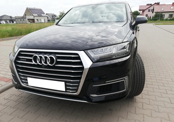 Audi Q7 cena 178000 przebieg: 235000, rok produkcji 2016 z Złocieniec małe 301